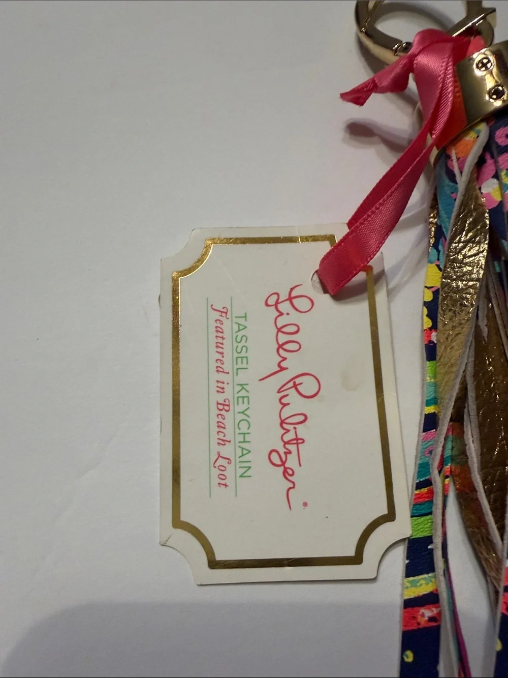 Lilly Pulitzer Women’s tassel keychain featured in Beach Loot print NWT RARE